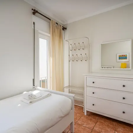 Lovely Apartment, Sea Views, Rooftop Terrace #1974 * 布德恩斯