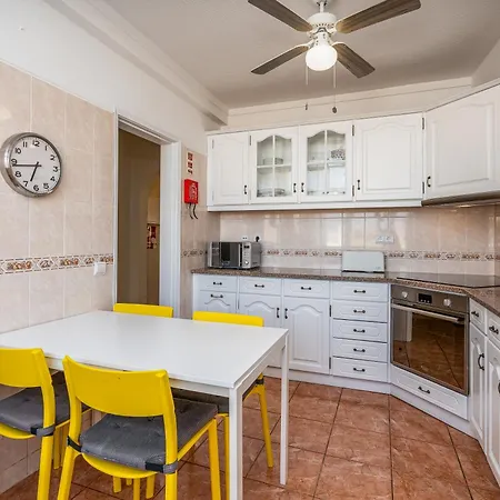 Lovely Apartment, Sea Views, Rooftop Terrace #1974 布德恩斯