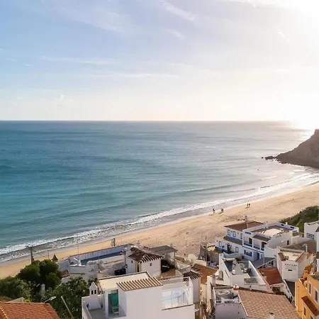 Lovely Apartment, Sea Views, Rooftop Terrace #1974 * Budens